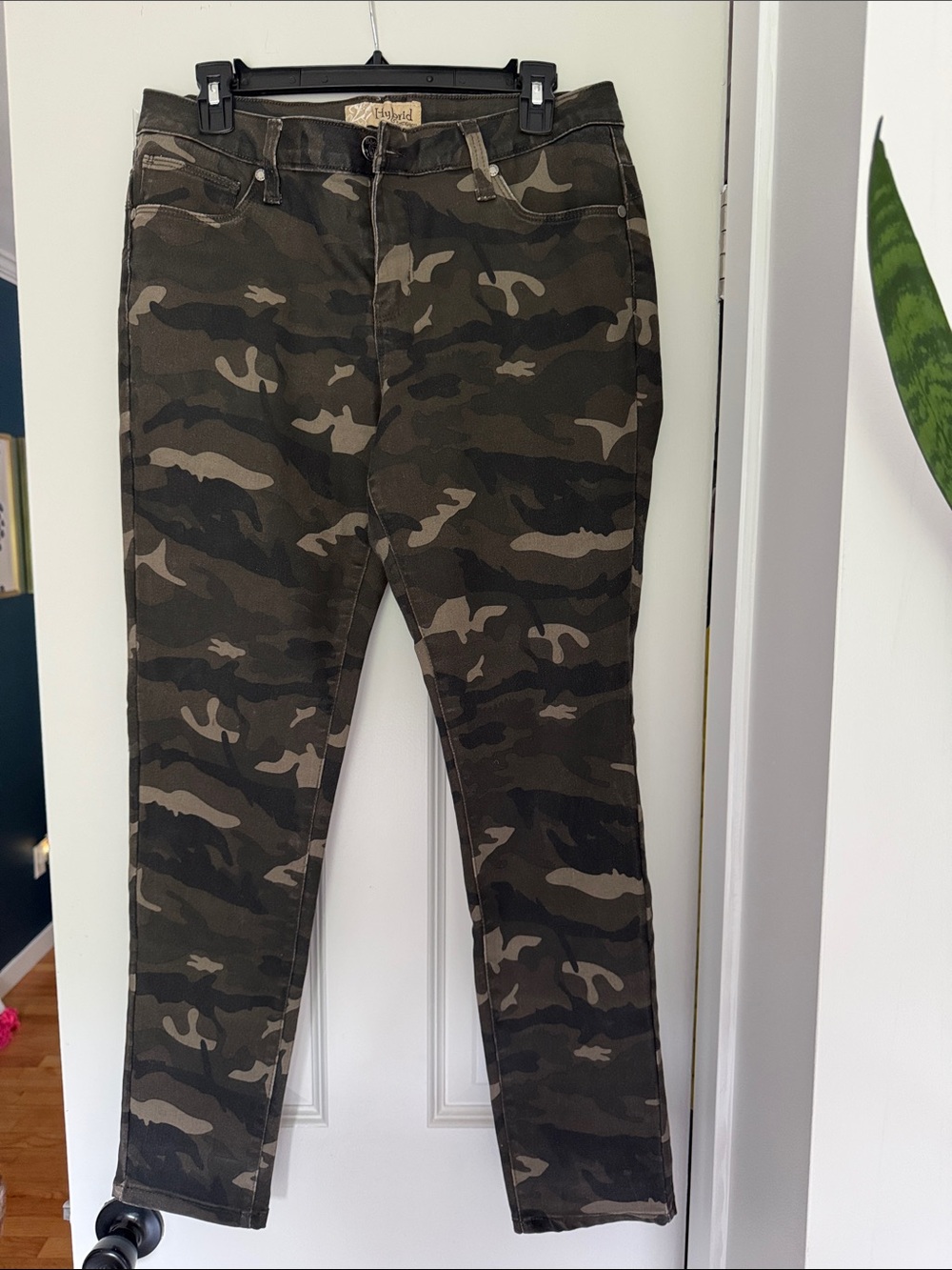 Camo Slim Fit Junior’s Jeans- Olive Green